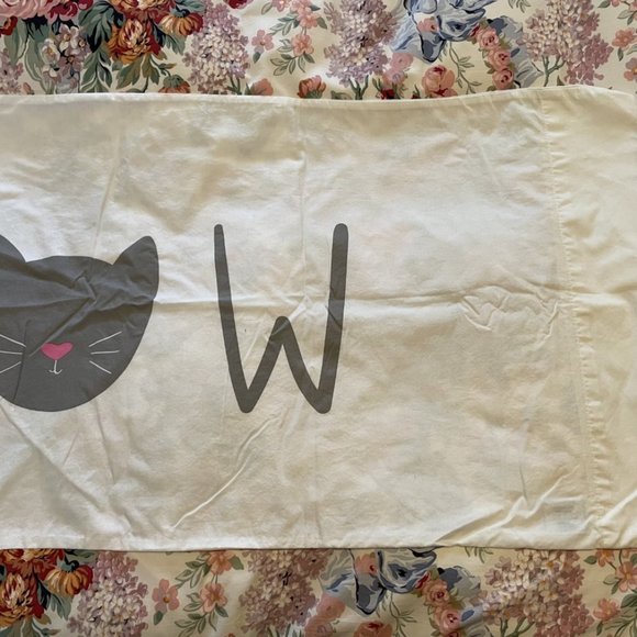 Other - Meow (W) cat pillow case , NWOT